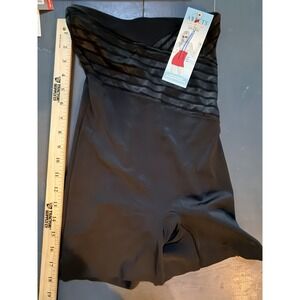 ASSETS SPANX Chic Shapers Glam Black Super Control Hi Waist Short Womens L